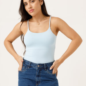 regata-essentials-feminina
